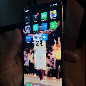 iPhone 11 Pro Max gold. 64GB